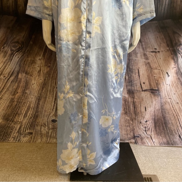 Oscar De La Renta Pink Label Robe - Picture 3 of 16